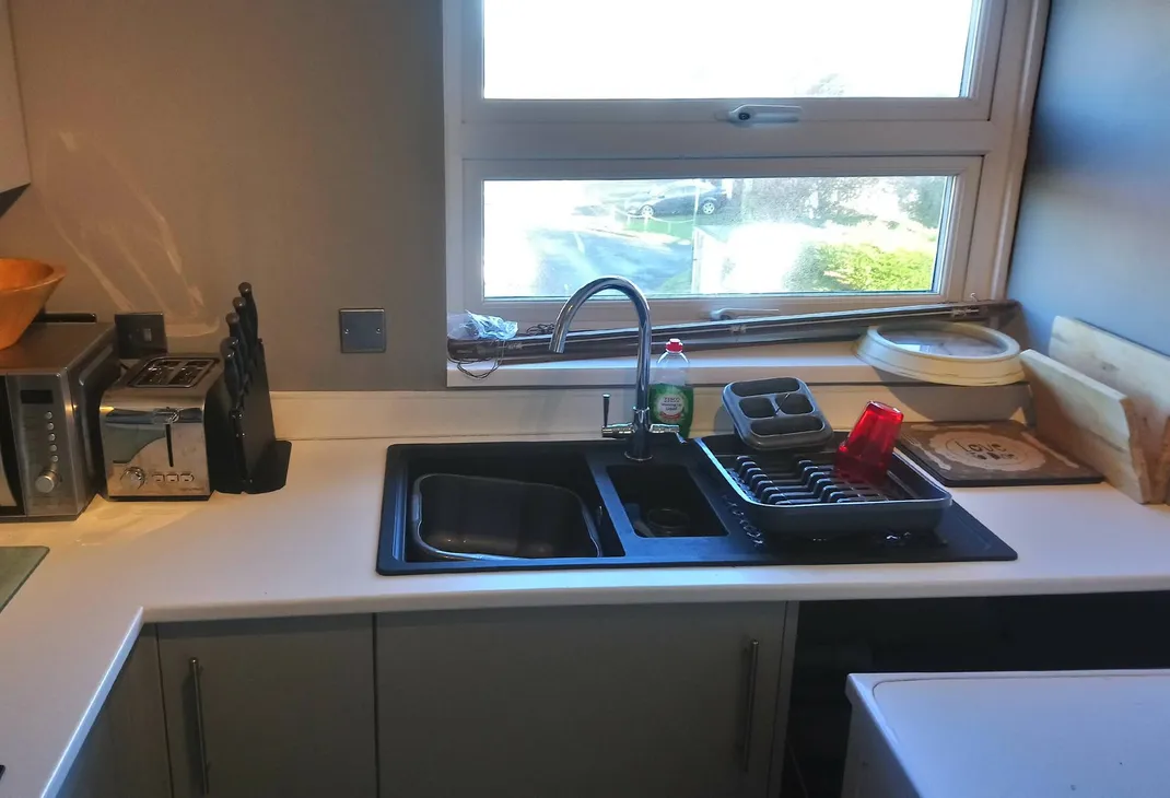 New kitchen sink installation