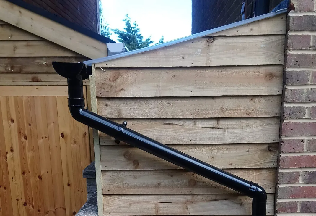 New lean to guttering